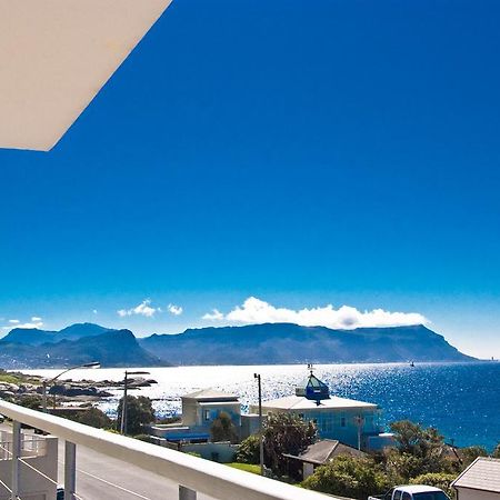 Sail Away Studios Simonʼs Town Rum bild